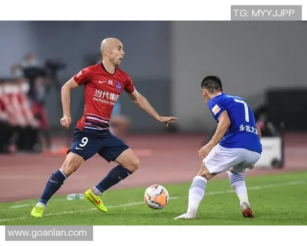 重庆当代足球队现役球星实力盘点及其在球队中的关键作用分析